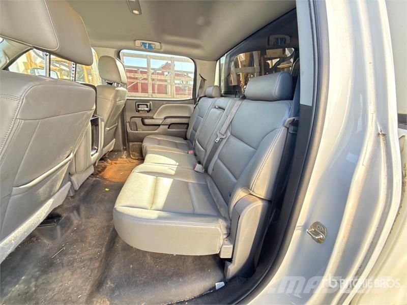 Chevrolet Silverado 2500HD 4x4 Crew Cab Pickup Citi