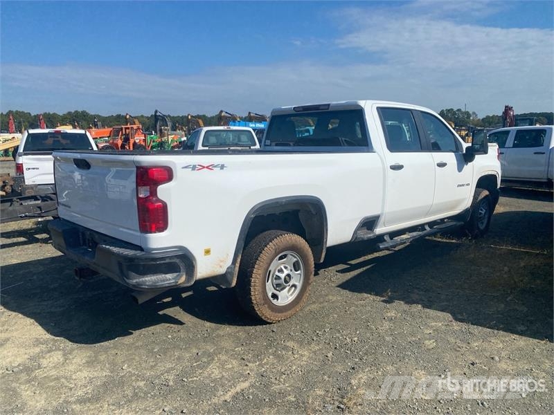 Chevrolet Silverado 2500 HD 4x4 Crew Cab Pickup Ostalo