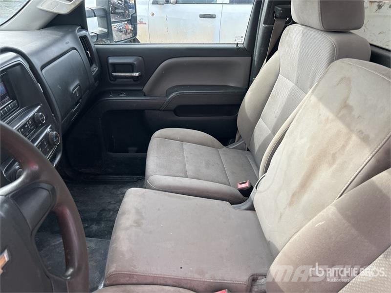 Chevrolet Silverado 2500HD Pik up kamioni