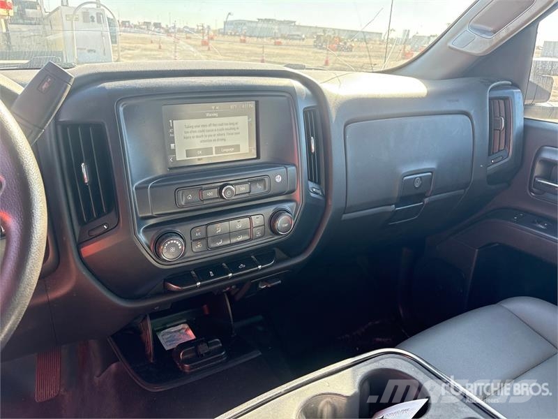 Chevrolet Silverado 2500HD 4x2 Extended Cab Utility Truck Pick up/Platou