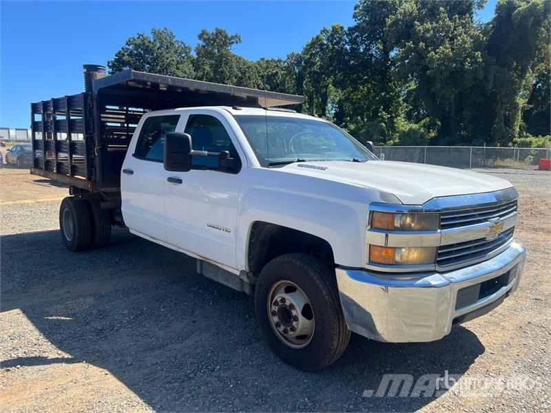 Chevrolet Silverado 2500HD Tovornjaki s kesonom/platojem