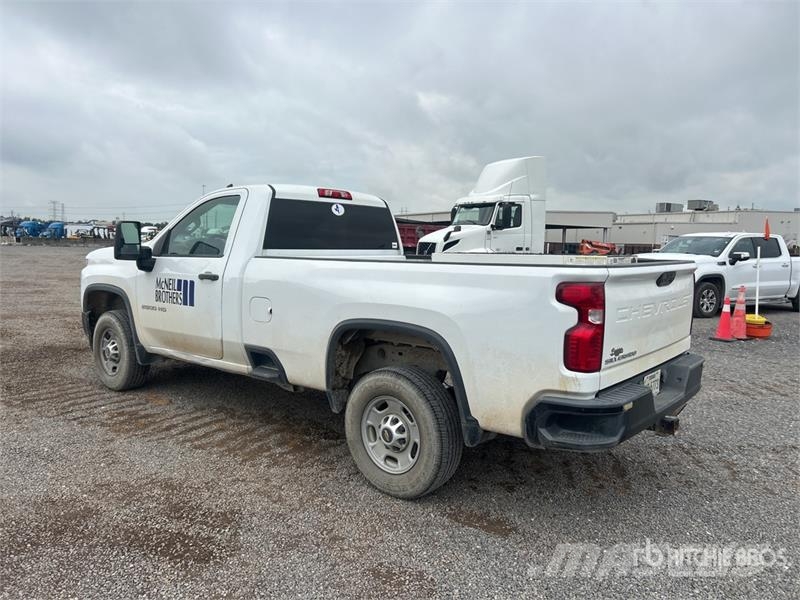 Chevrolet Silverado 2500 4x2 Pickup Další