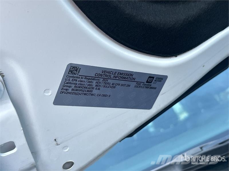 Chevrolet Silverado 2500 HD Z71 4x4 Dual Cab Pickup Övriga bilar