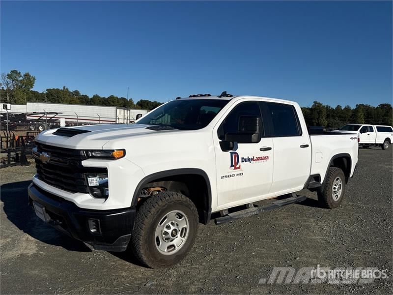 Chevrolet Silverado 2500 HD 4x4 Crew Cab Pickup Autre fourgon / utilitaire