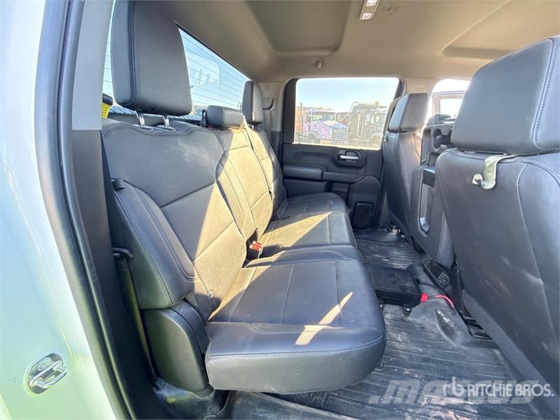 Chevrolet Silverado 2500 HD HD 4x4 Crew Cab Pickup Autre fourgon / utilitaire