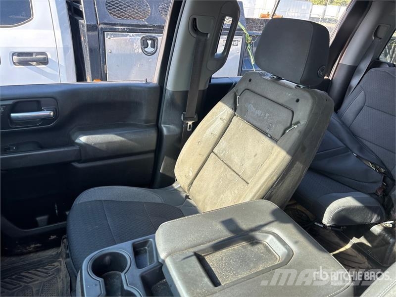 Chevrolet Silverado 2500HD LT 4x4 Crew Cab Pickup Drugi