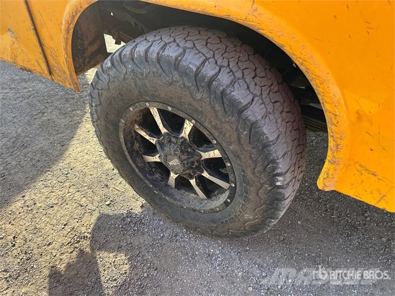 Chevrolet Silverado 2500HD 皮卡.傳統半斗卡車/側卸板