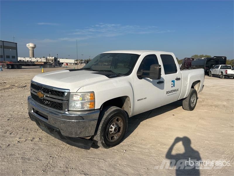 Chevrolet Silverado 2500 HD 4x2 Crew Cab Pickup 其他