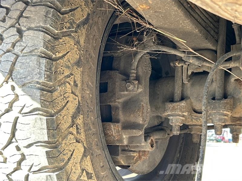 Chevrolet Silverado 2500HD 皮卡.傳統半斗卡車/側卸板