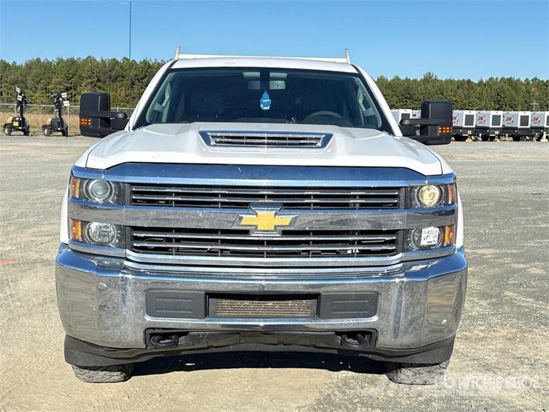 Chevrolet Silverado 2500HD 4x4 Crew Cab Pickup Citi