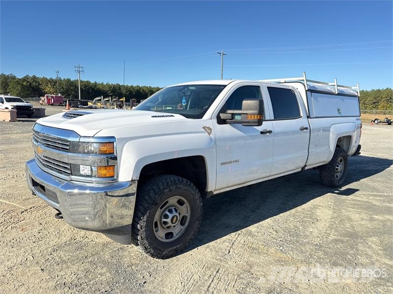 Chevrolet Silverado 2500HD 4x4 Crew Cab Pickup Citi