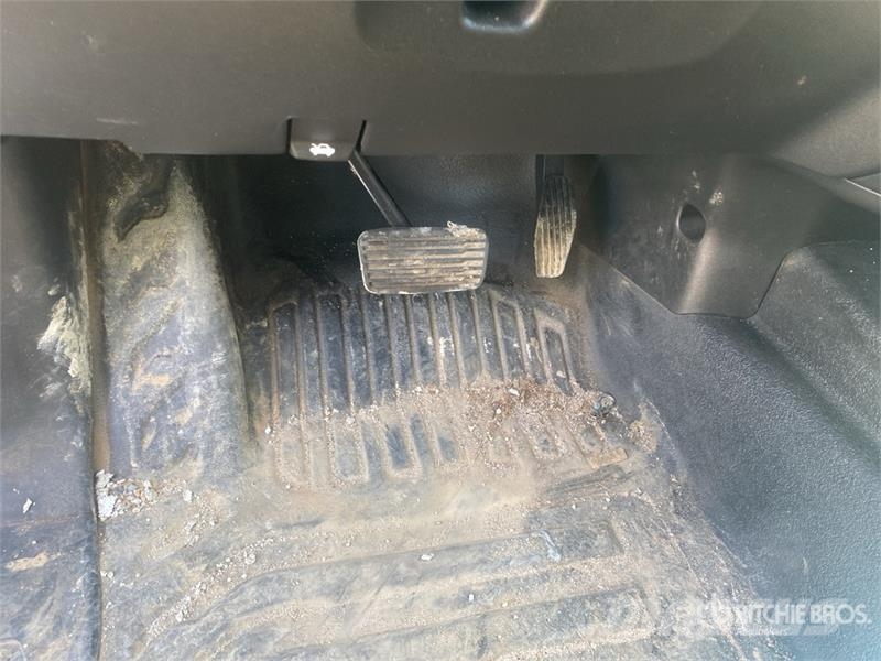 Chevrolet Silverado 2500 HD 4x4 Crew Cab Pickup Ostalo