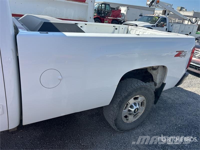 Chevrolet Silverado 2500 HD Z71 4x4 Extended Cab Pickup 기타