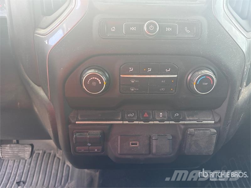 Chevrolet Silverado 2500HD Drugi