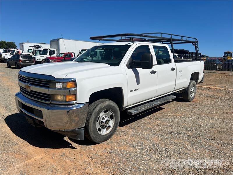 Chevrolet Silverado 2500HD 4x2 Crew Cab Pickup Andre