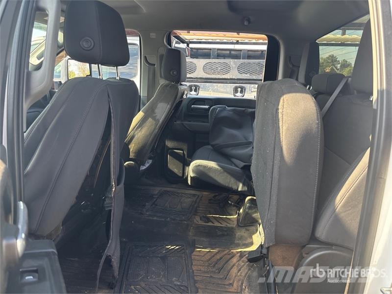 Chevrolet Silverado 2500HD LT 4x4 Crew Cab Pickup Drugi