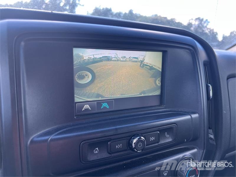 Chevrolet Silverado 2500HD 4x2 Crew Cab Pickup その他