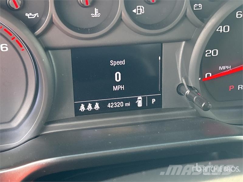 Chevrolet Silverado 2500 HD Z71 4x4 Dual Cab Pickup Övriga bilar