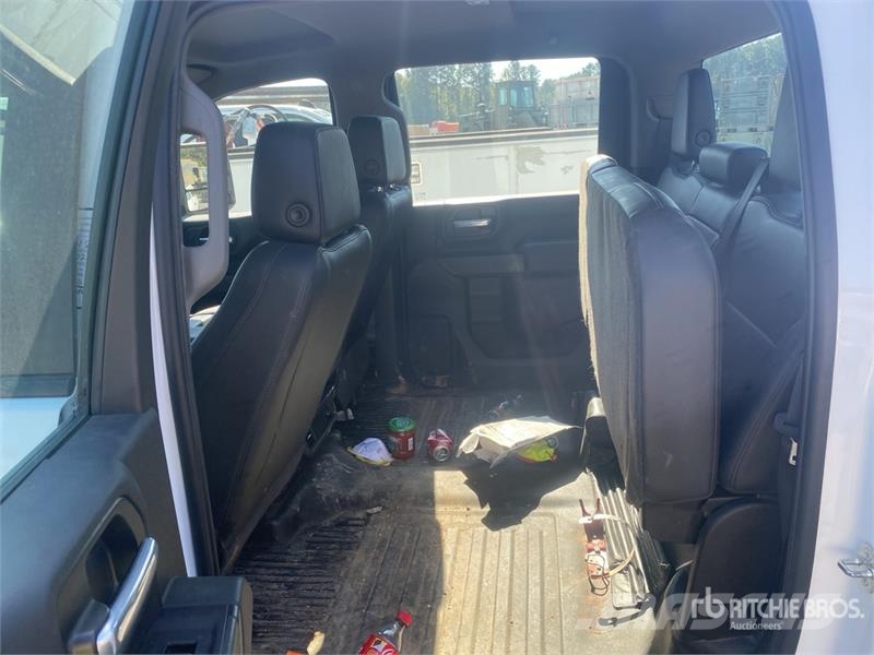 Chevrolet Silverado 2500 HD 4x4 Crew Cab Pickup Ostalo