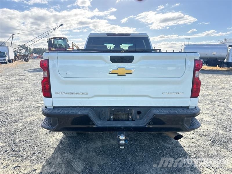 Chevrolet Silverado 2500 HD Custom 4x4 Crew Cab Pickup Citi
