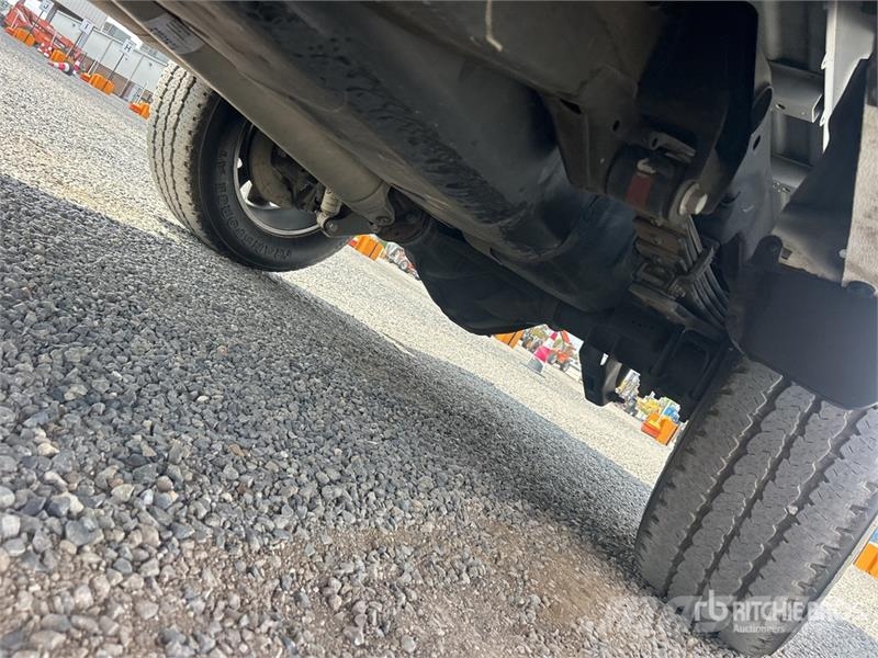 Chevrolet Silverado 2500 HD Z71 4x4 Dual Cab Pickup Övriga bilar