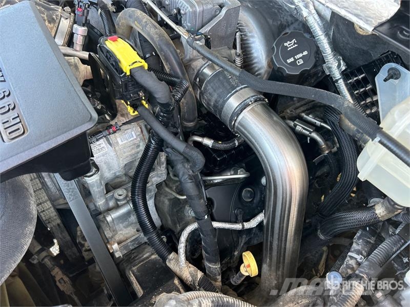 Chevrolet Silverado 2500 HD 4x4 Crew Cab Pickup (Inoperable) Citi