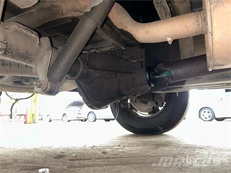 Chevrolet Silverado 2500 4x2 Pickup Diger