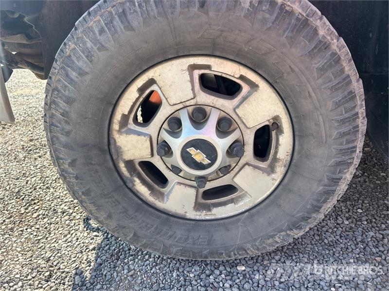 Chevrolet Silverado 2500 HD Z71 4x4 Extended Cab Pickup 기타