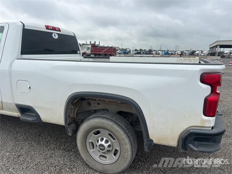 Chevrolet Silverado 2500 4x2 Pickup Další