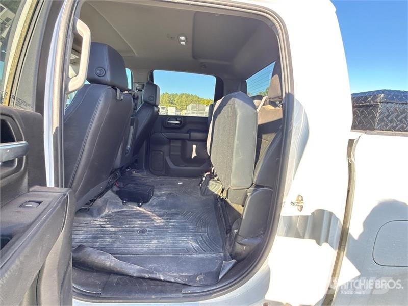 Chevrolet Silverado 2500 HD HD 4x4 Crew Cab Pickup Autre fourgon / utilitaire