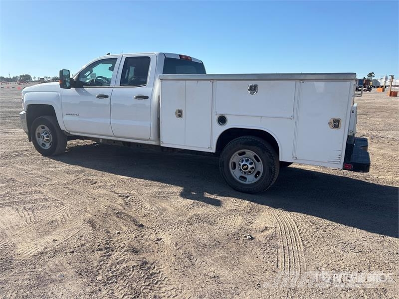 Chevrolet Silverado 2500HD 4x2 Extended Cab Utility Truck Pick up/Platou