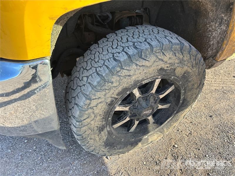 Chevrolet Silverado 2500HD 皮卡.傳統半斗卡車/側卸板