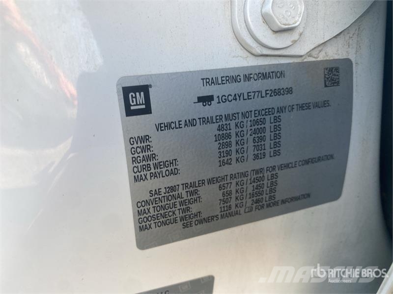 Chevrolet Silverado 2500 HD 4x4 Crew Cab Pickup Ostalo