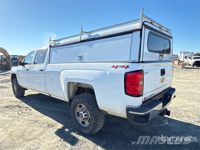 Chevrolet Silverado 2500HD 4x4 Crew Cab Pickup Citi