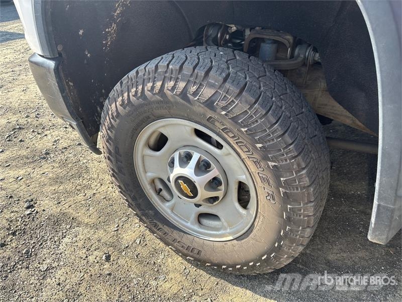 Chevrolet Silverado 2500HD LT 4x4 Crew Cab Pickup Drugi