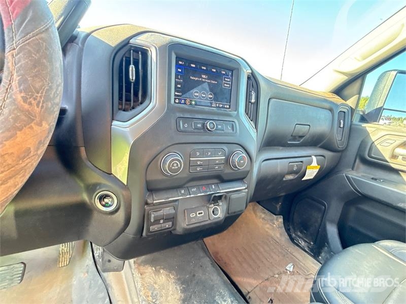 Chevrolet Silverado 2500 HD HD 4x4 Crew Cab Pickup Autre fourgon / utilitaire