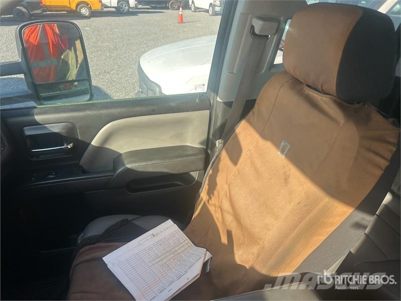 Chevrolet Silverado 2500 HD 4x2 Dual Cab Pickup (Inoperable) 其他