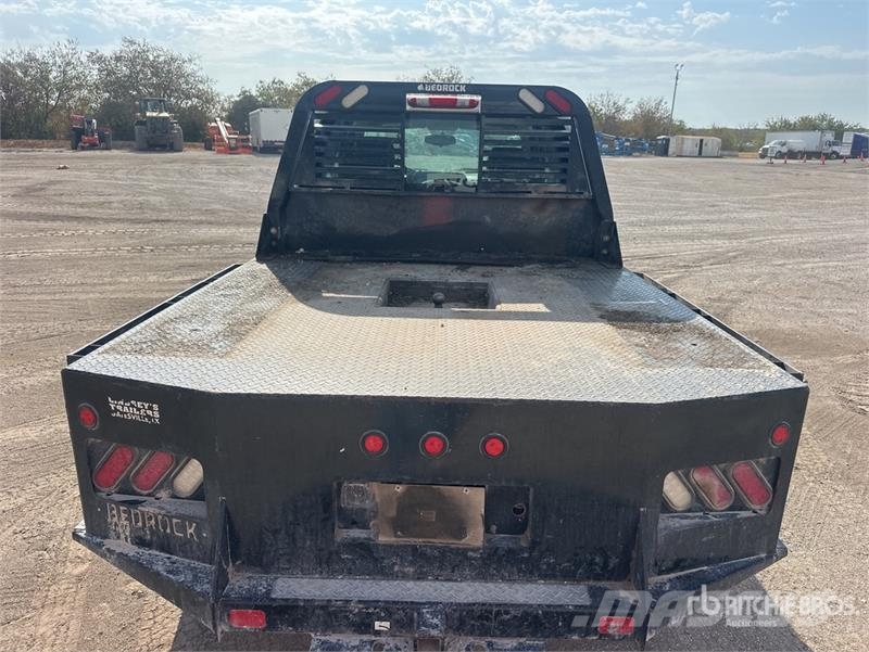 Chevrolet Silverado 2500HD Flatbed kamyonlar