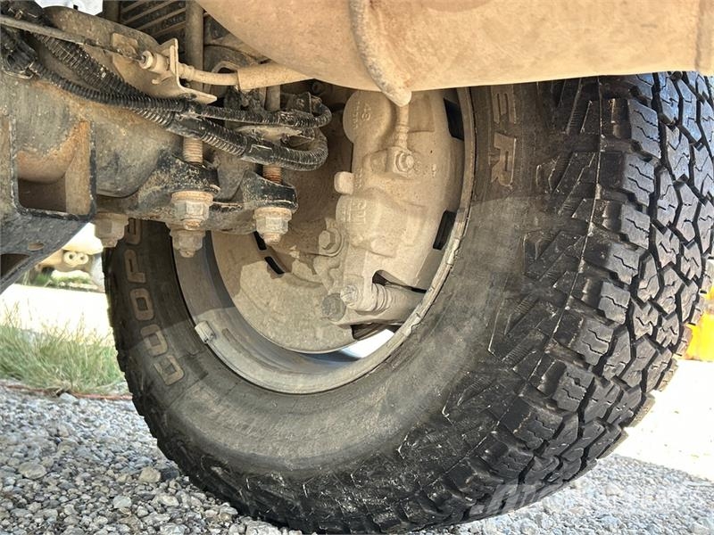Chevrolet Silverado 2500 HD 4x4 Crew Cab Pickup (Inoperable) Citi