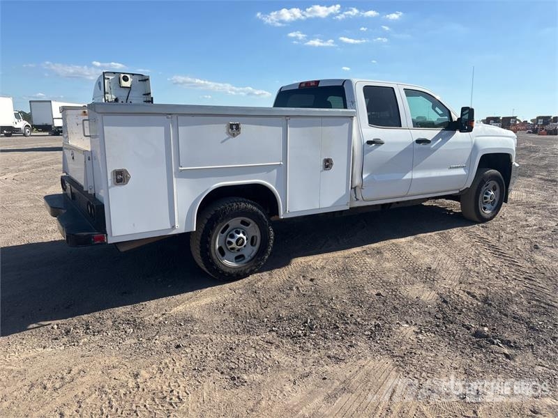 Chevrolet Silverado 2500HD 4x2 Extended Cab Utility Truck Pick up/Platou