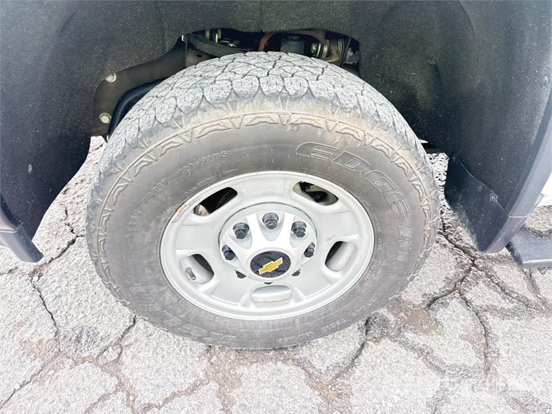 Chevrolet Silverado 2500 4x4 Utility Truck Pikapai / Bortiniai sunkvežimiai