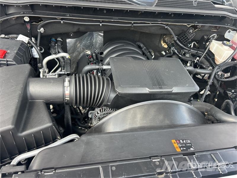 Chevrolet Silverado 2500 HD Z71 4x4 Dual Cab Pickup Övriga bilar