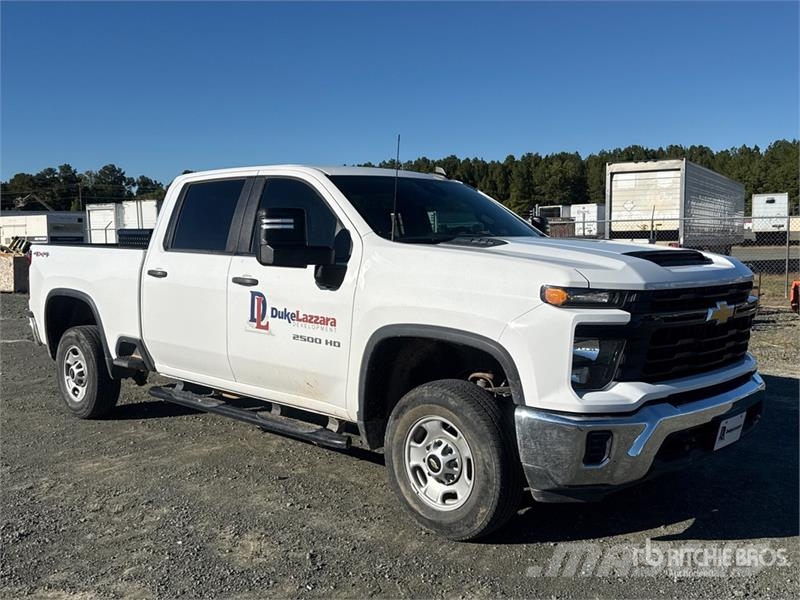 Chevrolet Silverado 2500 HD HD 4x4 Crew Cab Pickup Autre fourgon / utilitaire