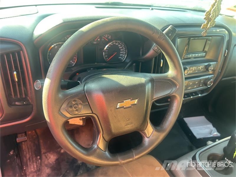 Chevrolet Silverado 2500 HD 4x2 Dual Cab Pickup (Inoperable) 其他