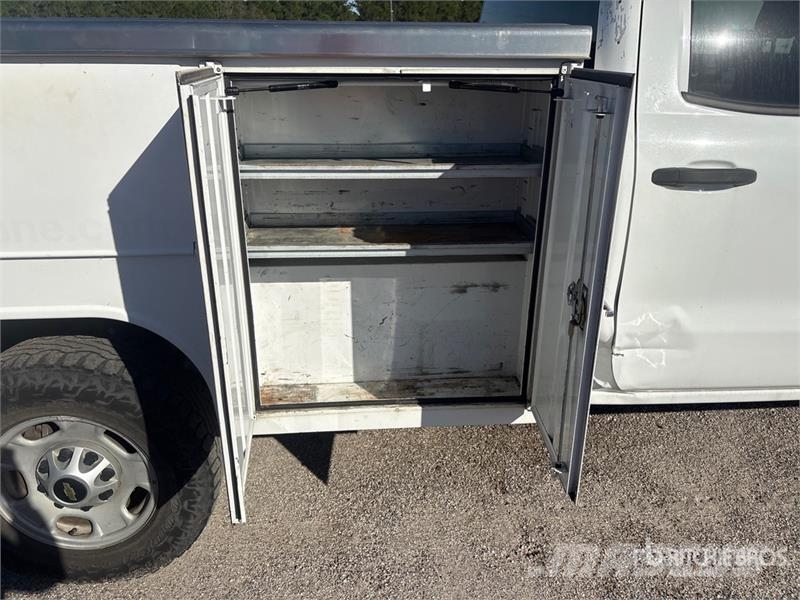 Chevrolet Silverado 2500HD 4x2 Extended Cab Utility Truck Pick up/Platou