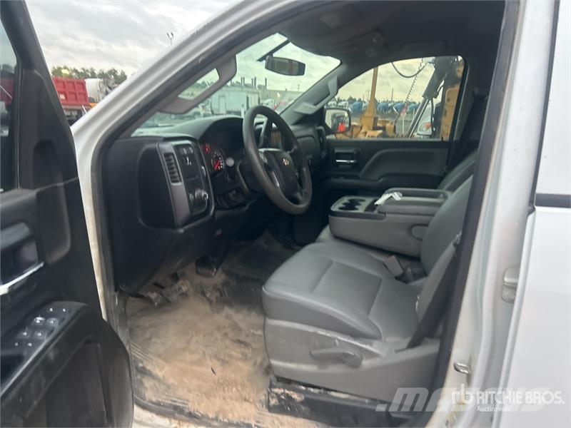 Chevrolet Silverado 2500 Other