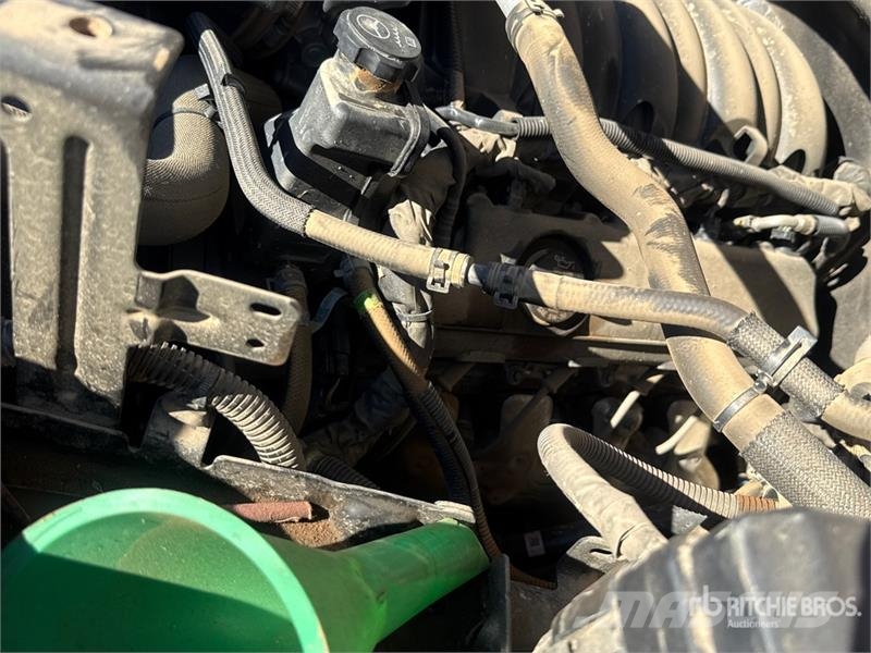 Chevrolet Silverado 2500 HD HD 4x4 Crew Cab Pickup Autre fourgon / utilitaire