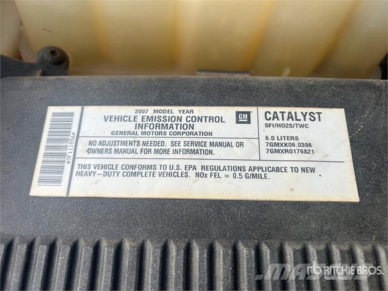 Chevrolet Silverado 2500HD 4x2 Crew Cab Pickup Altele