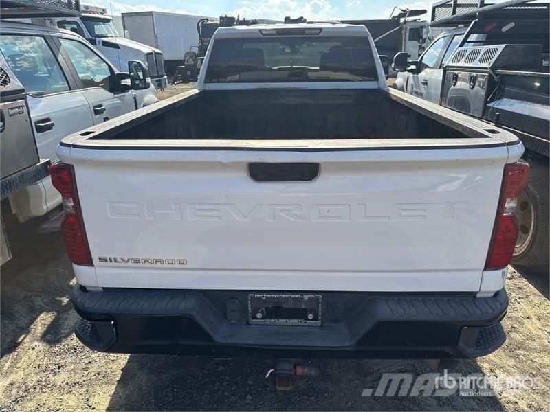 Chevrolet Silverado 2500HD LT 4x4 Crew Cab Pickup Drugi
