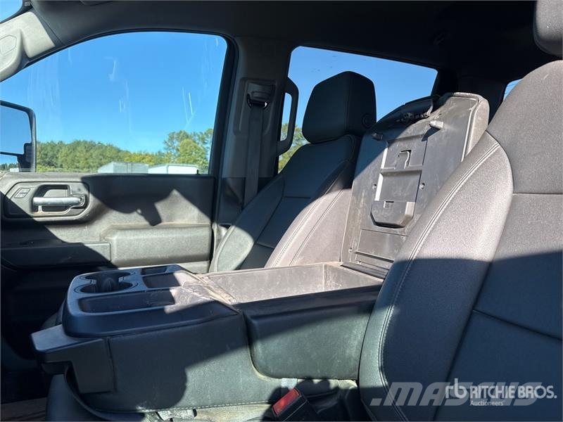 Chevrolet Silverado 2500 HD HD 4x4 Crew Cab Pickup Autre fourgon / utilitaire